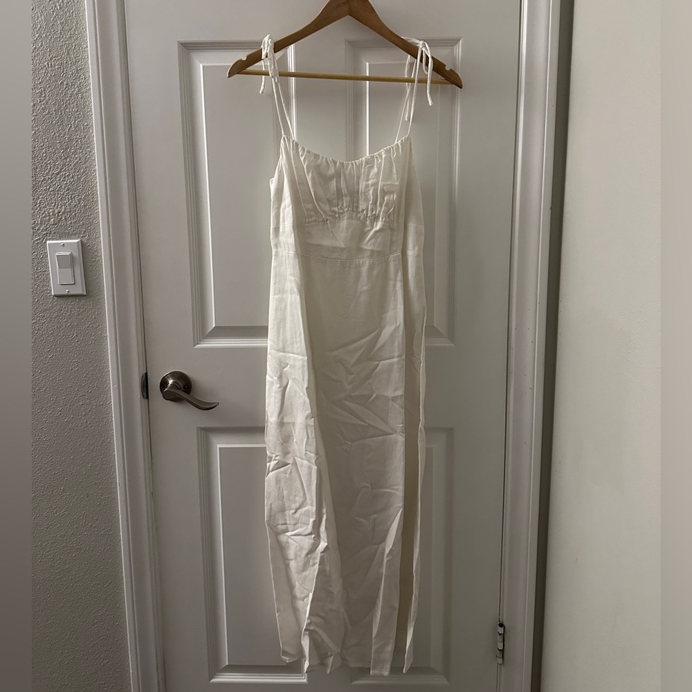 Elegant White Spaghetti Strap Linen Dress